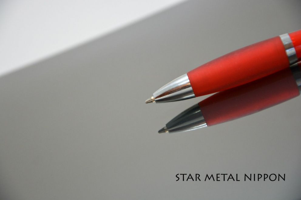 Виниловая плёнка Nippon Star Metal (Чёрный глянцевый хром) NIPBLACK0920, 0.92 