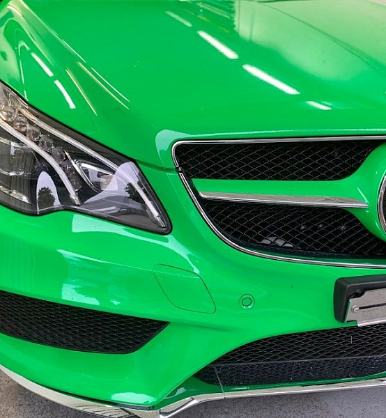 Виниловая плёнка Hexis Drosera Green (Зелёная глянцевая) HX20V16B, 1.52 